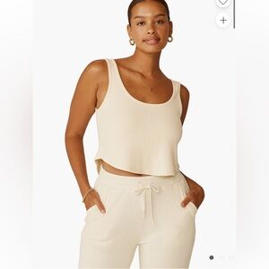 BEYOND YOGA WELL TRAVELED TANK TOP- CREAM SIZE SMALL